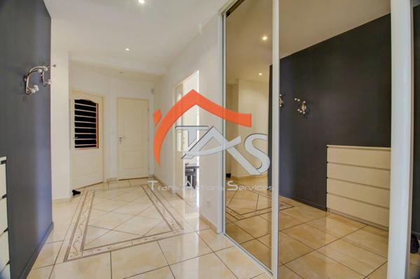 Vente Maison 5 pièces 136 m2 à Saint-Chamond