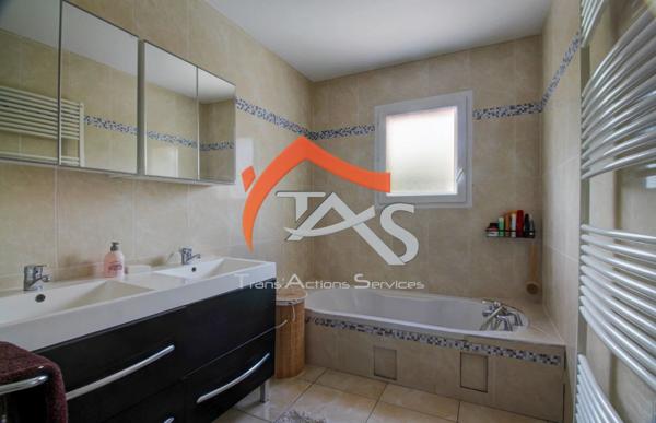 Vente Maison 5 pièces 136 m2 à Saint-Chamond