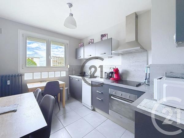 Appartement T4 à vendre  4 pièces - 76 m 2   TROYES  - 10