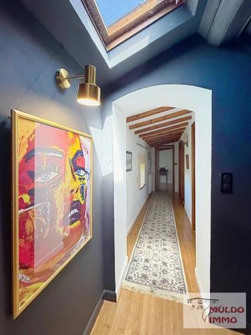 Superbe villa ancienne, entièrement rénovée, sur un terrain clos de 929 m².
