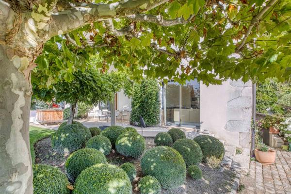 Vente Maison de luxe Chevry 11 Pièces 350 m²