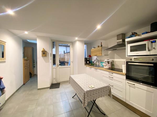 MAISON 2 CHAMBRES CHATEAU GONTIER