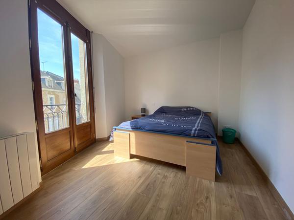 MAISON 2 CHAMBRES CHATEAU GONTIER