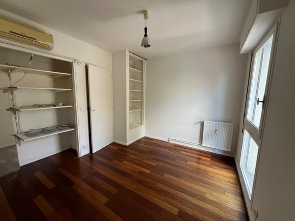 Charmant Duplex, 2 chambres, petit jardin, grand garage Boutonnet