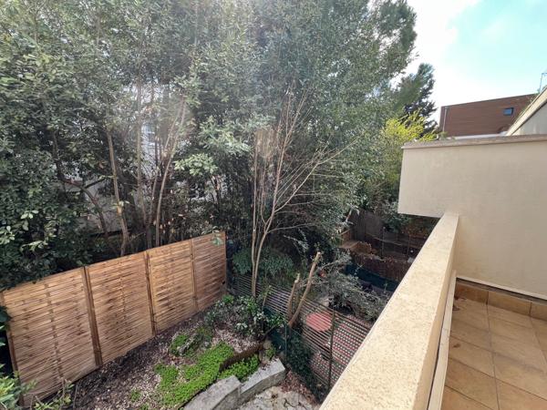 Charmant Duplex, 2 chambres, petit jardin, grand garage Boutonnet