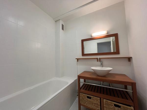 Charmant Duplex, 2 chambres, petit jardin, grand garage Boutonnet