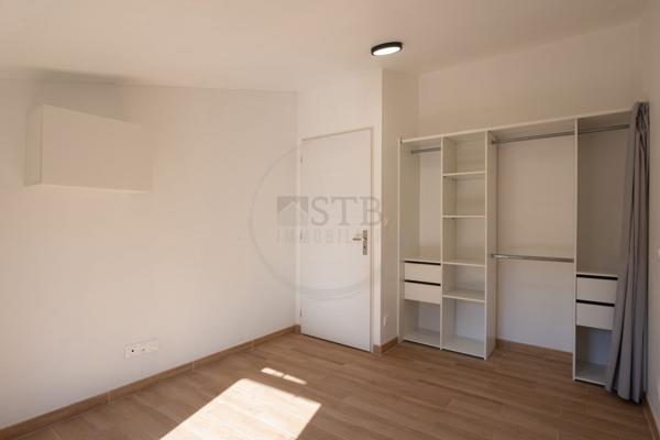 Appartement T4 rénové avec terrasse au cœur de Baix