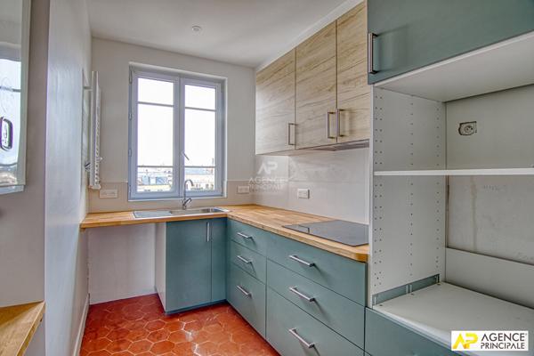 Versailles Notre-Dame Les Prés Appartement 3 pièces 69 m² avec cave €725 200 ** - Référence 25531