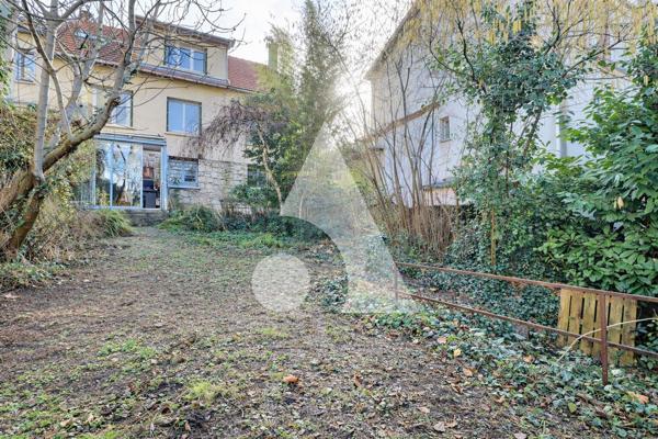 Maison 9 pièces 230.44 m2