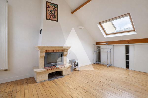 Maison 9 pièces 230.44 m2