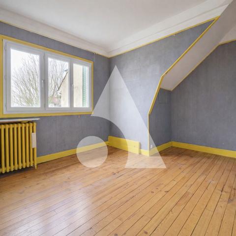 Maison 9 pièces 230.44 m2
