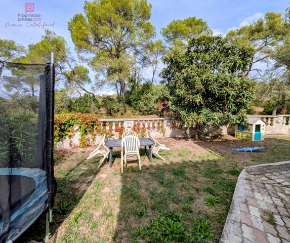 COUP DE COEUR pour cette villa 5P de plain pied au calme !