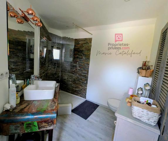 COUP DE COEUR pour cette villa 5P de plain pied au calme !