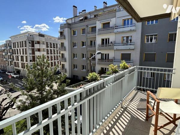 Grenoble – Europole – Spacieux T4 de 102 m² avec balcon, garage et cave