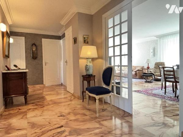 Grenoble – Europole – Spacieux T4 de 102 m² avec balcon, garage et cave