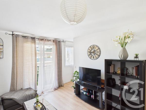 Appartement F2 à vendre  2 pièces - 45,62 m2 TRAPPES - 78