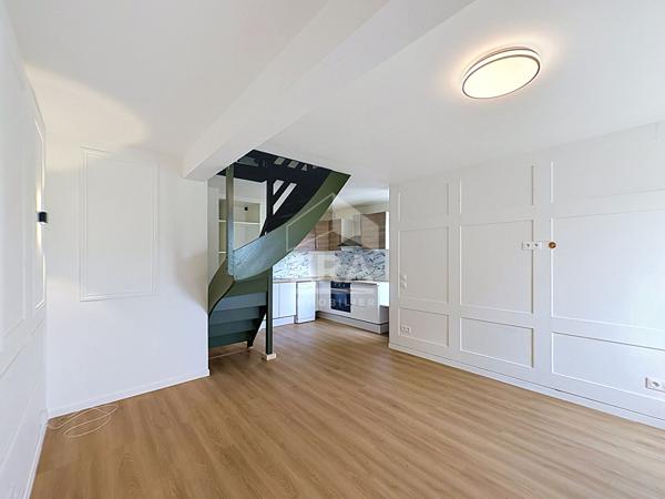 À LOUER ! Charmant duplex 2 pièces de 47,94 m² ? Étampes