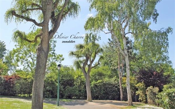 Saint-Germain-en-Laye (78100) Appartement 4 pièces de 91m2 parking et terrasses