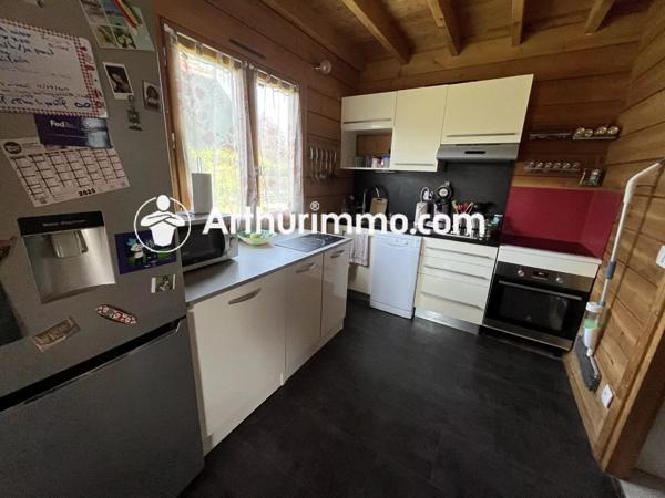 Location                                                      Chalet
                        
                     3 pièces                      50 m2                     à Réau