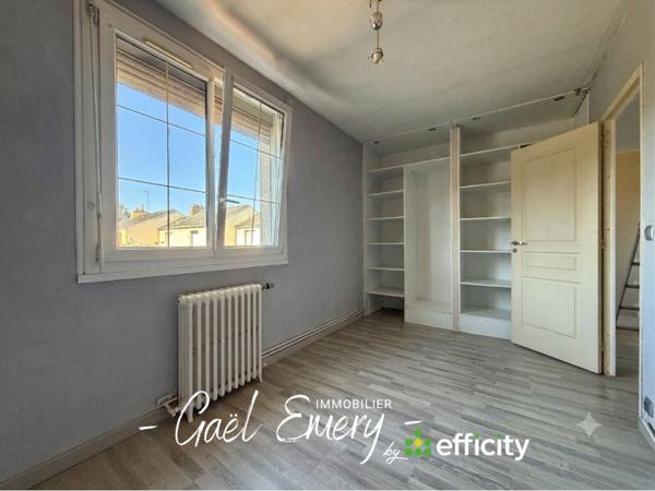 Maison
         6 pièces
        - 86 m² Exclusivité 157 600 € *