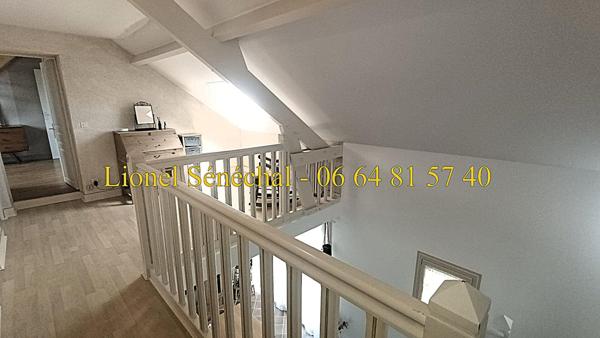 Maison lumineuse et peu énergivore de 10 pièces de plus de 140 m2 habitables à Le Mans quartier Villaret / Maillets /  Jardin des plantes