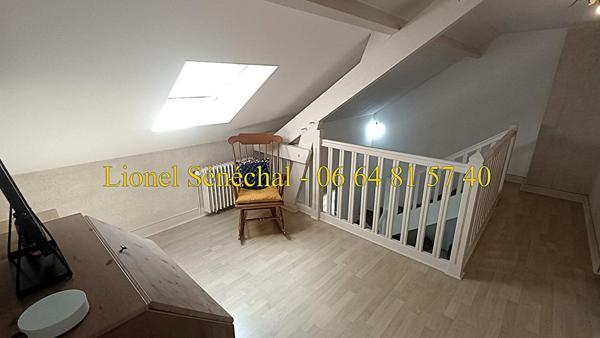 Maison lumineuse et peu énergivore de 10 pièces de plus de 140 m2 habitables à Le Mans quartier Villaret / Maillets /  Jardin des plantes