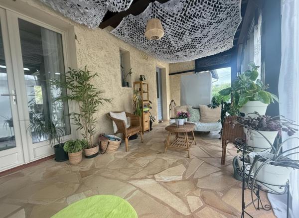 COUP DE COEUR - Maison rénovée 2 logements indépendants - Idéale famille, activité libérale ou accueil senior