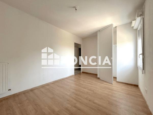 Location Appartement 3 pièces 64.4 m² - 8-18 PLACE ROSA PARKS Nantes 44000