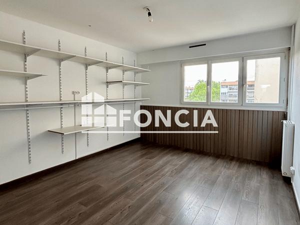 Location Appartement 4 pièces 85.13 m² - 11 rue de Saint Servan Saint Herblain 44800