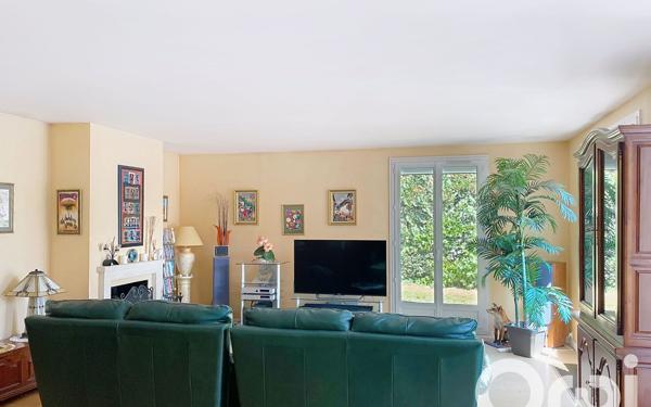 Maison à vendre    6 pièces • 225 m2 Ballainvilliers