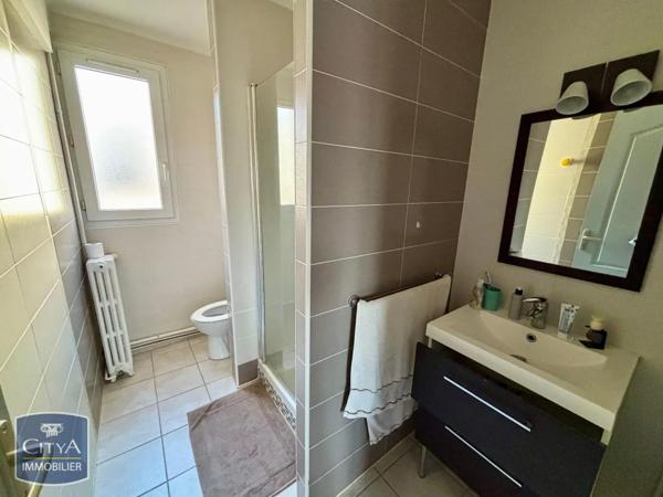 Appartement à louer 2 pièces 42.97m²