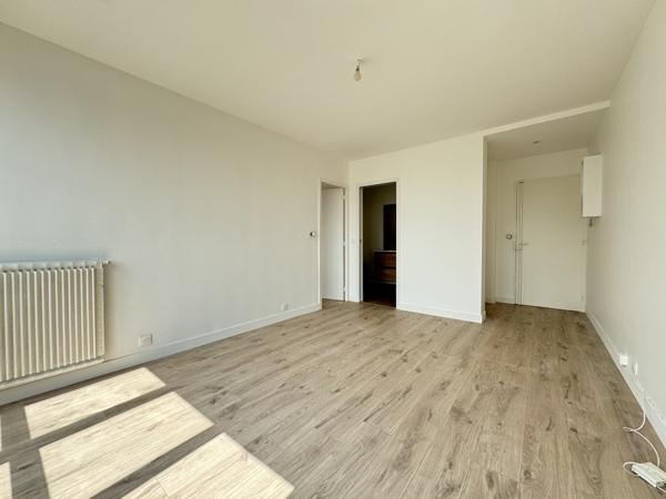 Appartement 2 pièces - Vitry Mairie