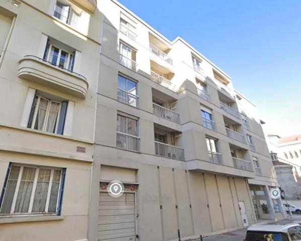 Parking / Box à louer à Lyon (69006)