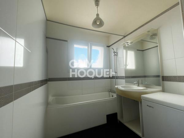 3 pièces sur le canal