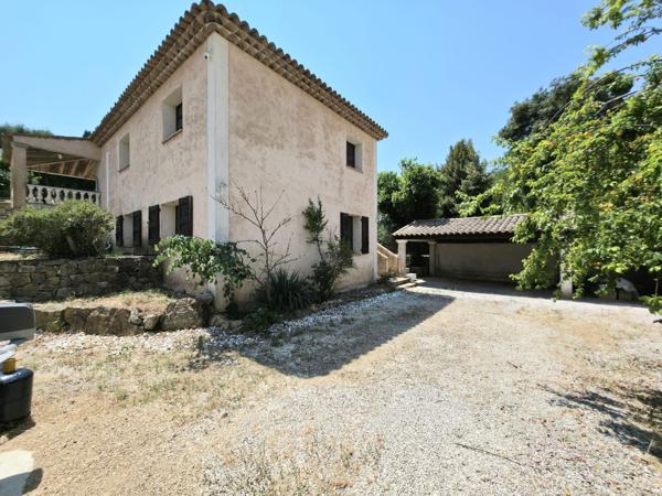 MAISON FAMILIALE-150 m², 4 CHAMBRES, BUREAU, TERRASSE ET SUITE PARENTALE.