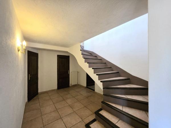 MAISON FAMILIALE-150 m², 4 CHAMBRES, BUREAU, TERRASSE ET SUITE PARENTALE.