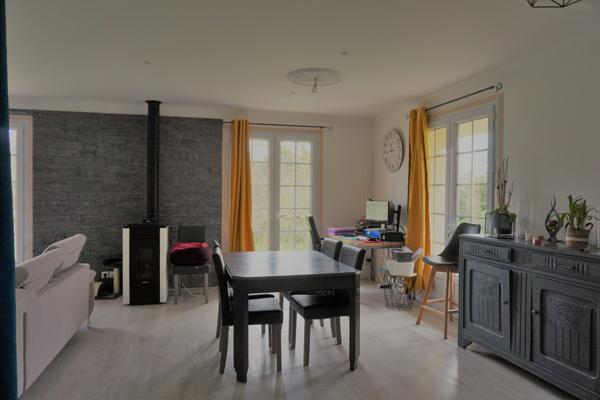 MAISON 3 Chambres 2214 m2 de terrain