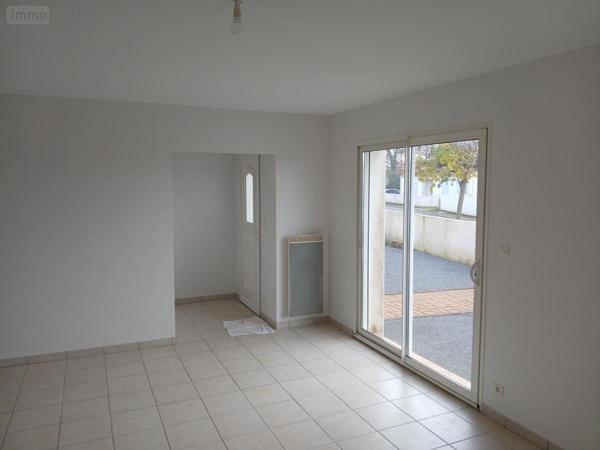 Maison à louer à Challans en Vendée (85300), ref : 85091-L396