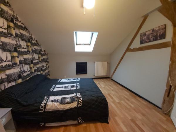 Fermette 4ch, terrain avec étang, dependance