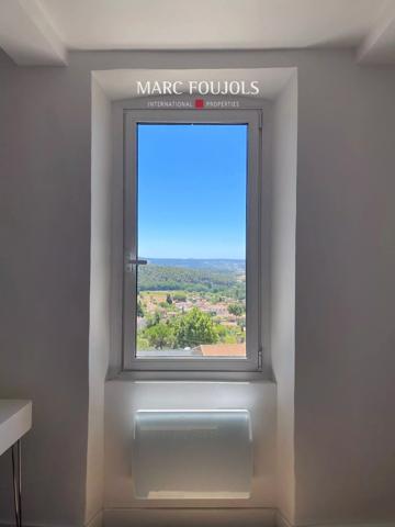 A vendre – Une maison suspendue au-dessus d’Éguilles