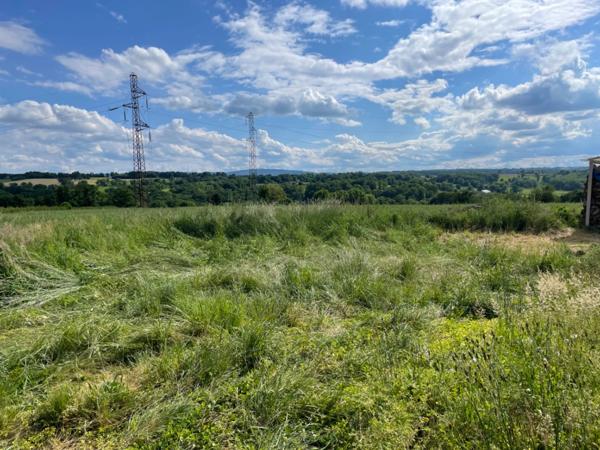 Fermette 48m2 plain pied 3 pièces 29000€  NOUZEROLLES (23)