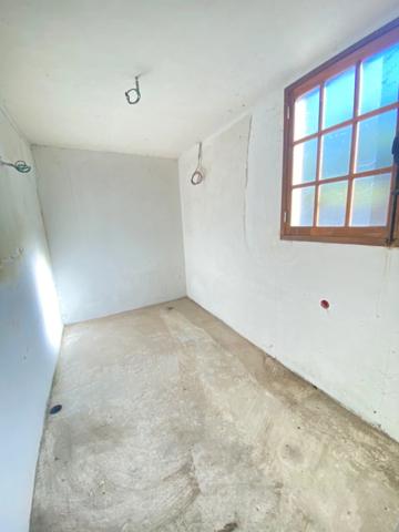 Fermette 48m2 plain pied 3 pièces 29000€  NOUZEROLLES (23)