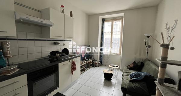 Location Appartement 2 pièces 33 m² - Niort 79000
