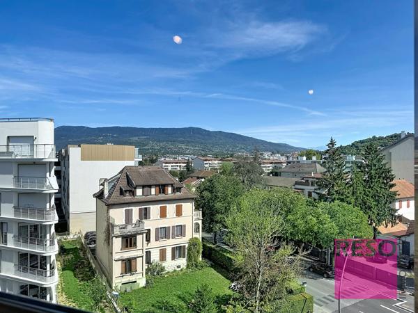 CHARMANT T2 MEUBLÉ AVEC PARKING – PROCHE TRAM