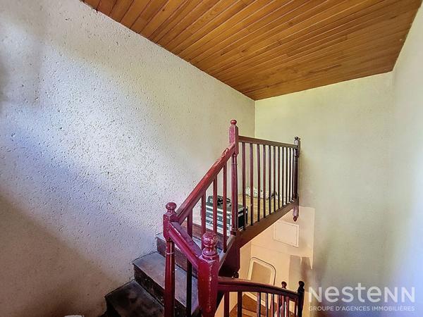 A Vendre Immeuble en pierre à rénover sur deux étages avec garage au coeur de Condom