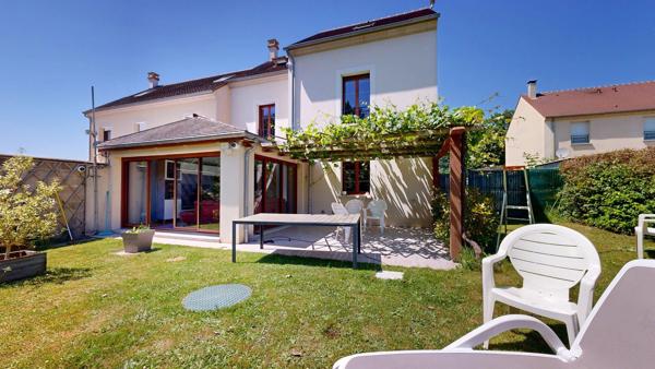 NOUVEAUTÉ L'ADRESSE ? Maison Familiale Bréançon: Potentiel 5 Chambres !