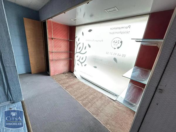 Local commercial à vendre 207m² Soyaux (16800)