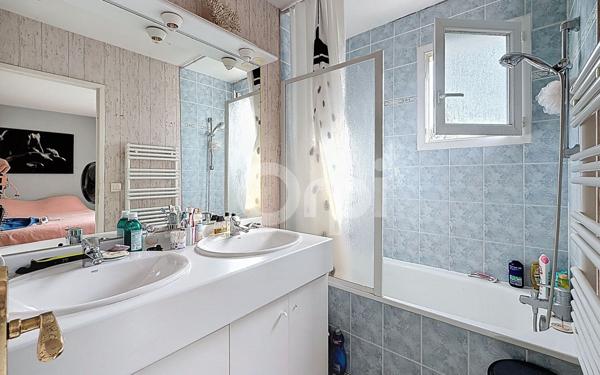 Maison à vendre    5 pièces • 112,49 m2 Valleiry