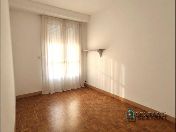APPARTEMENT 5P QUAI DE SEINE RIVE DROITE