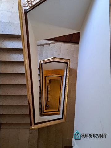 APPARTEMENT 5P QUAI DE SEINE RIVE DROITE
